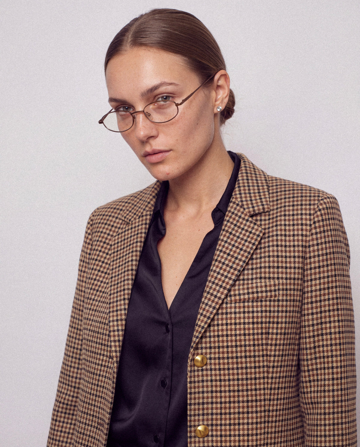 Belted Houndstooth Blazer in camel worn by model, close-up
