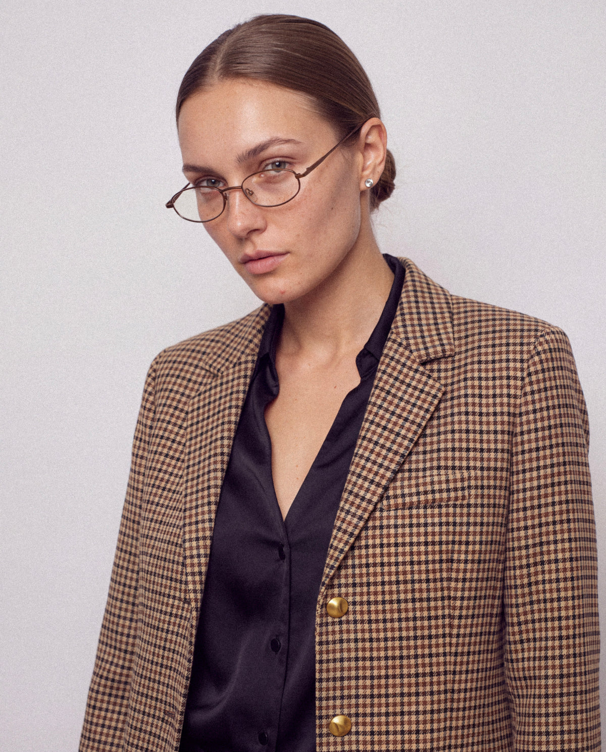 Belted Houndstooth Blazer in camel worn by model, close-up